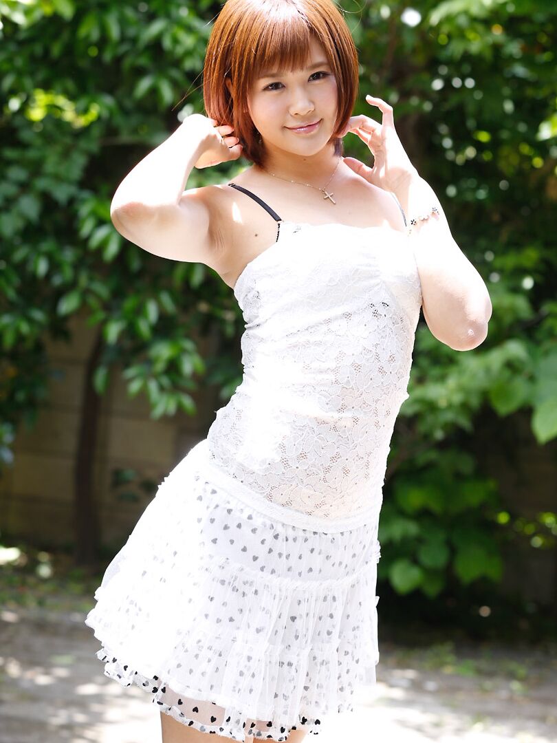 21P 丸いお尻を持つアジアの可愛い人、立花さやがドンに乗りながら潮吹き