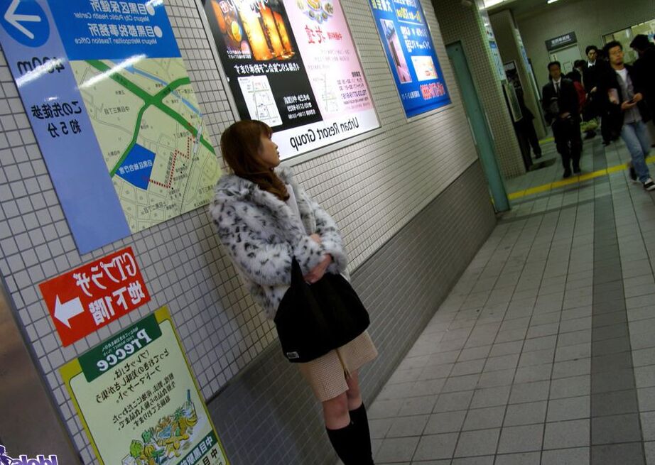 16P Japanese teen Koyuki disrobes before taking a bath at the end of the day