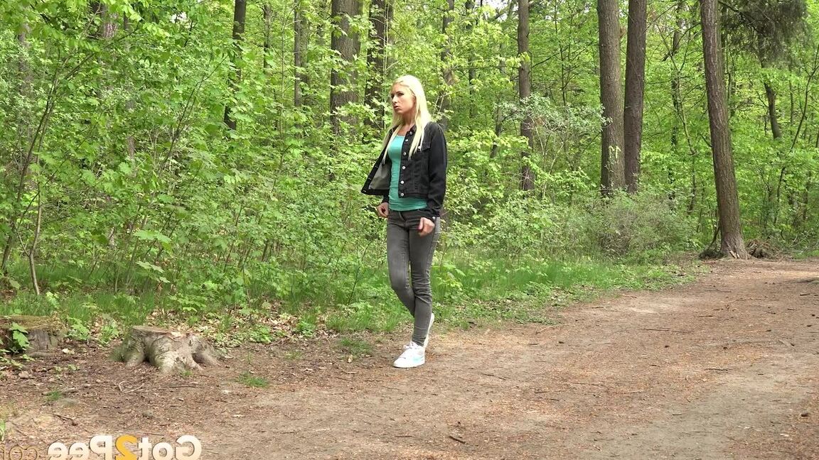 15P Pretty blonde squats and pees on woodland path