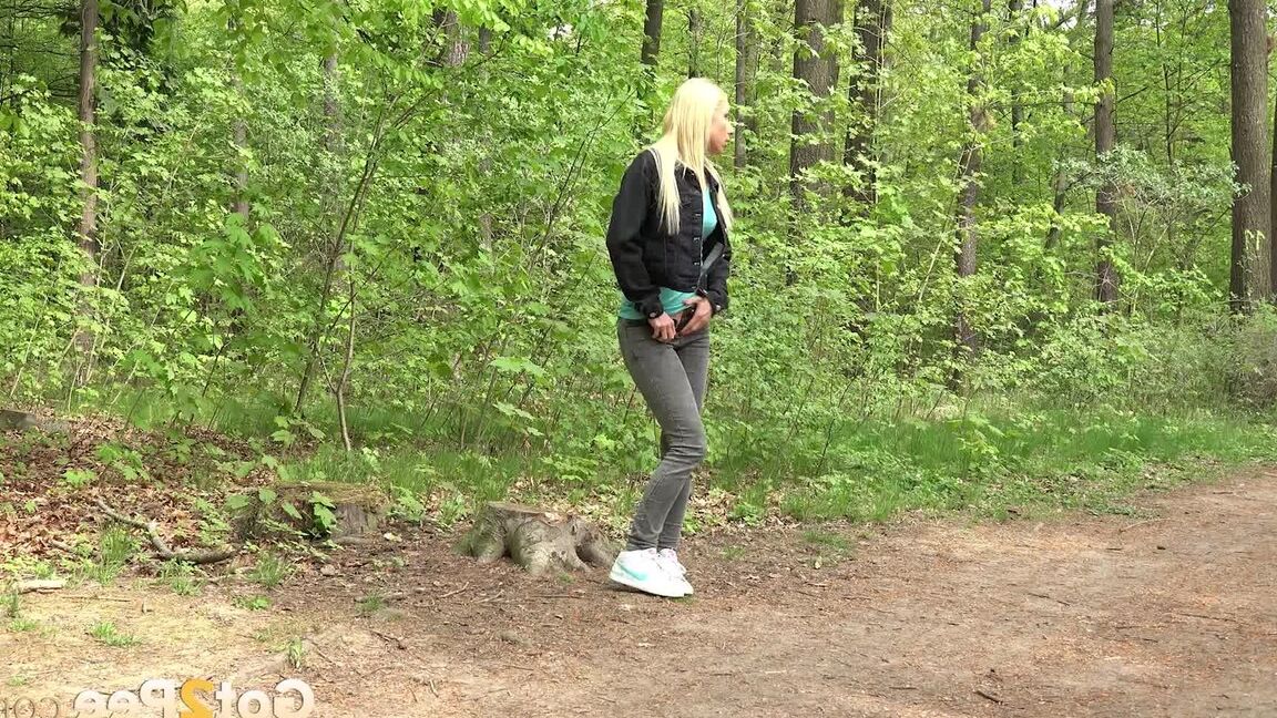 15P Pretty blonde squats and pees on woodland path