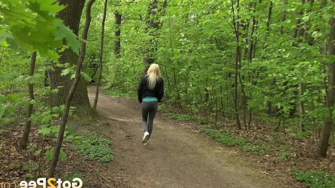 15P Pretty blonde squats and pees on woodland path