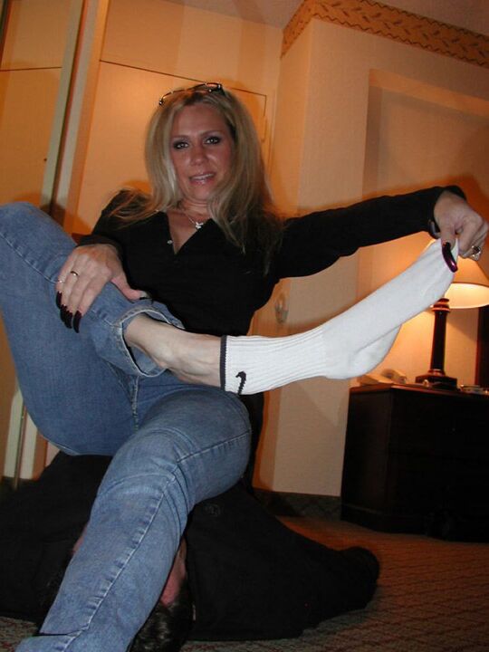 15P Engel küsste Füße, Jeans, Amateur-Domina