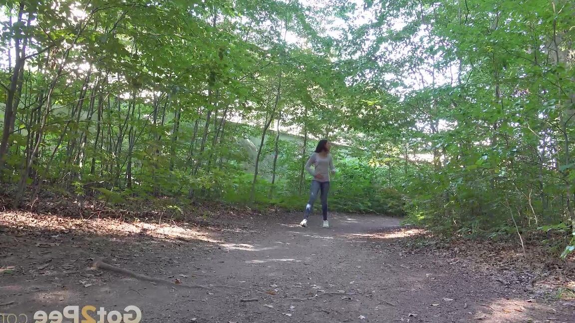 15P Public pissing in the woodland for Esperansa
