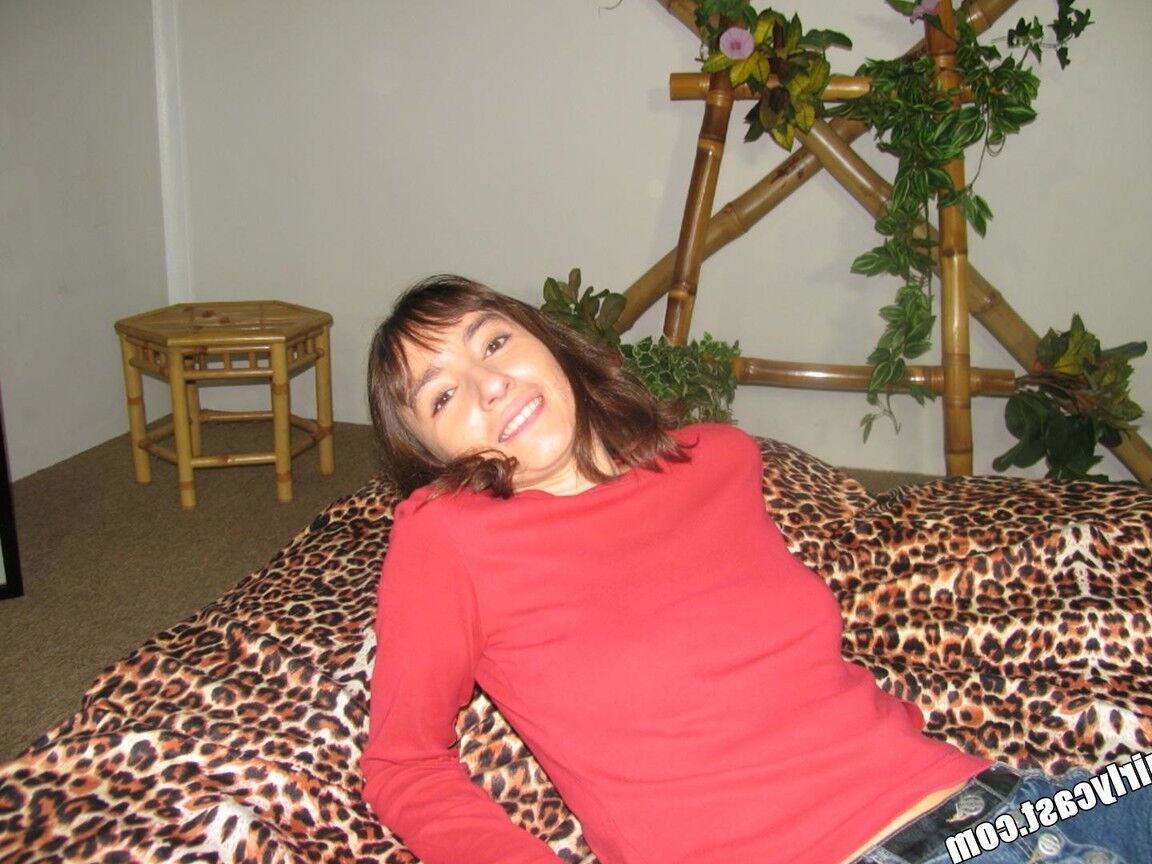 16P Mandy beim Fotoshooting beim Strippen