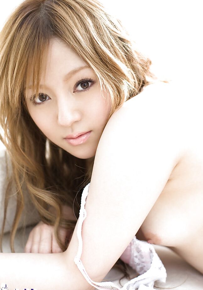 15P Pretty asian babe in miniskirt Ria Sakurai uncovering her tiny curves