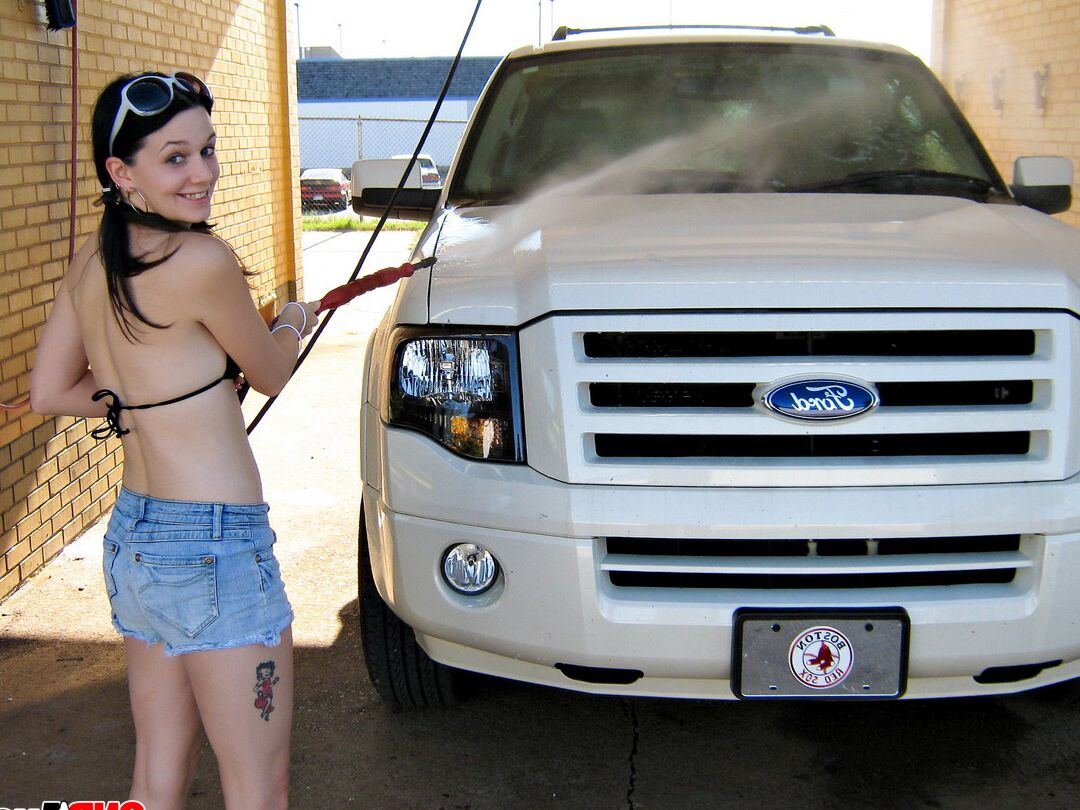 12P Avery pulls her bikini top aside and flashes her perky tit for all to see