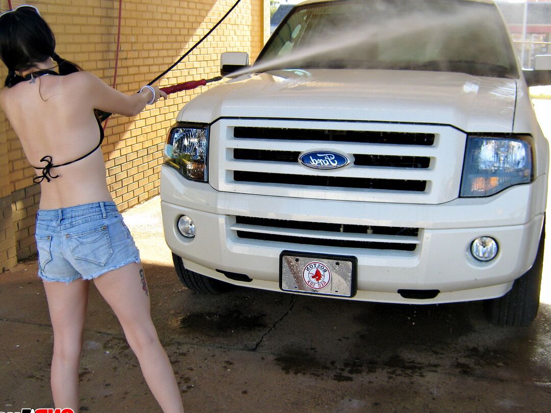 12P Avery pulls her bikini top aside and flashes her perky tit for all to see
