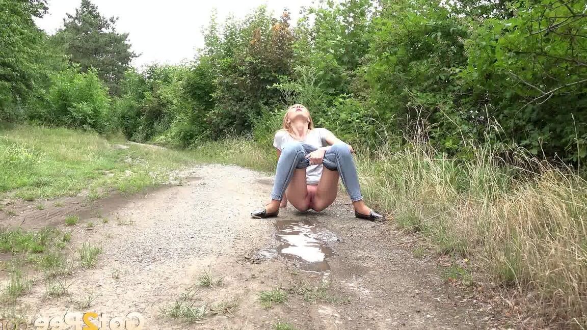 15P Hot blonde Rose can't find a bathroom so she squats to pee along the path