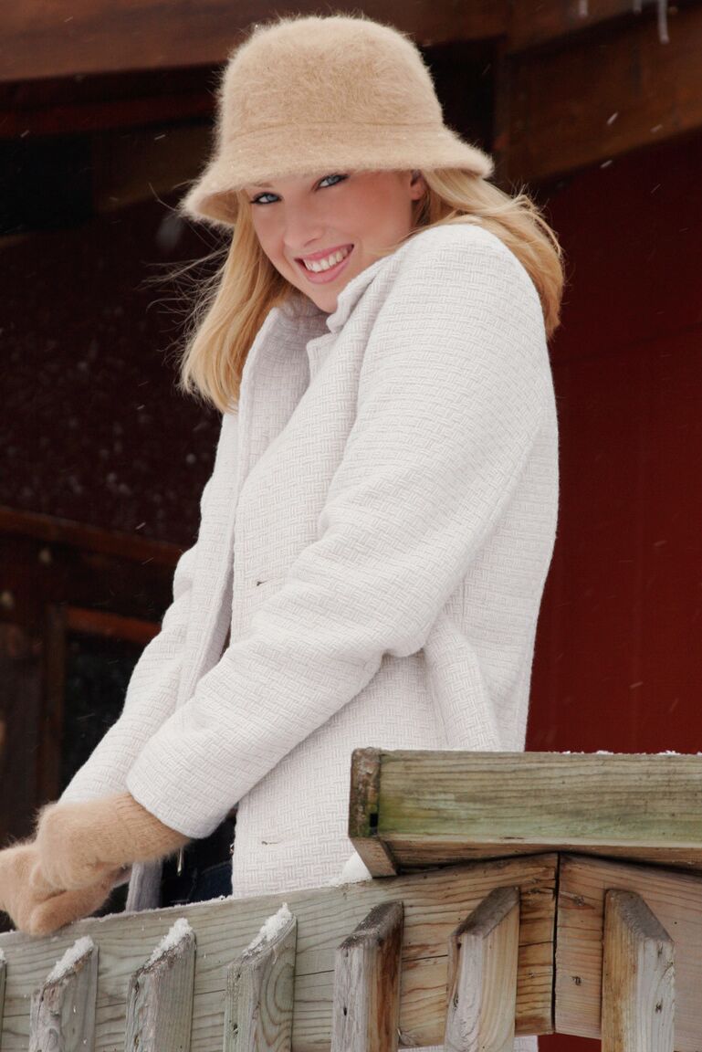 10P This Years Model New Model Crissy Snow