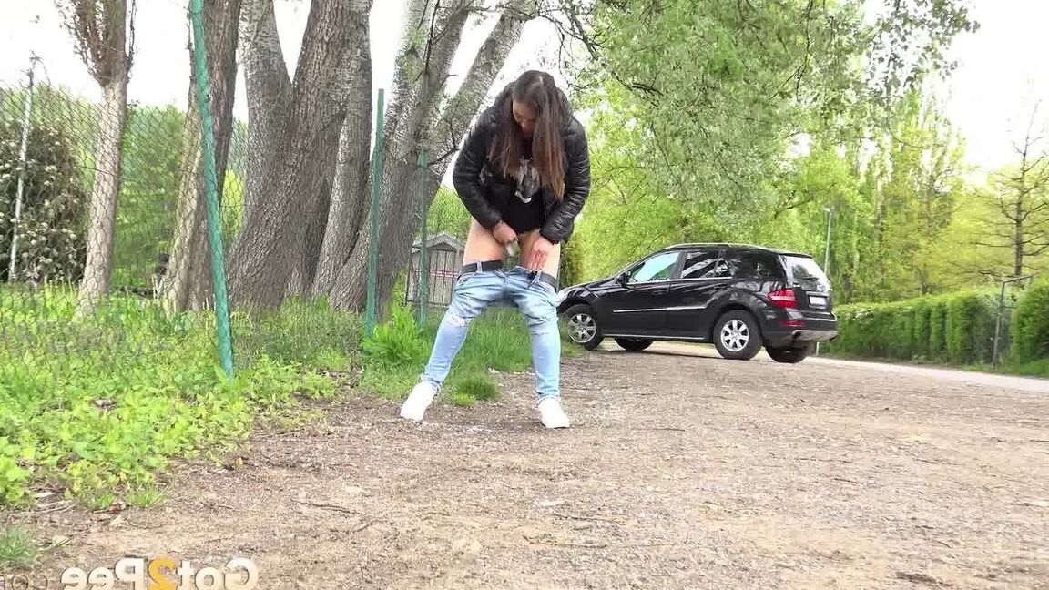 15P Solo girl Naomi Bennet takes a pee on a gravel roadway when caught short