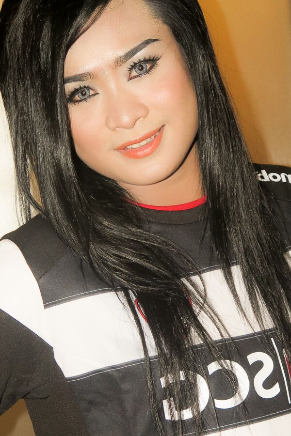16P Ladyboys folladas a pelo Aum2