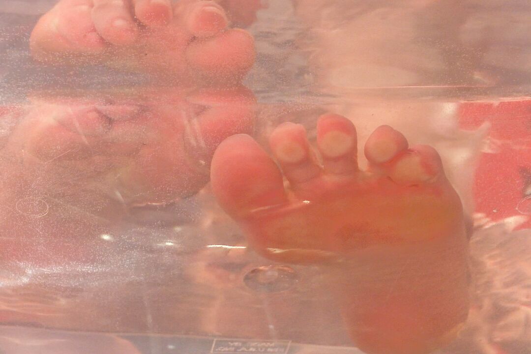 21P Adoration des pieds Ariel X, Juliette March