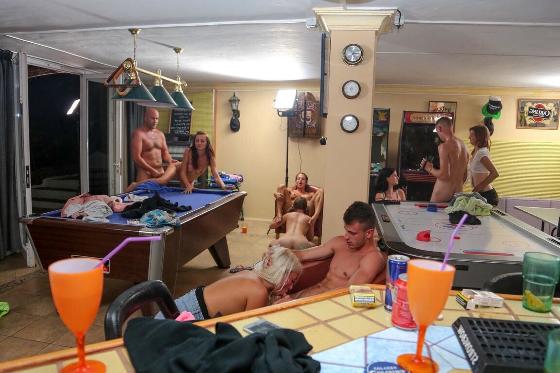 21P Summer Sinners Lady Bug , Silvia Dellai , Jarushka Ross , Katy Rose , Wendy Moon , Daisy Lee , Alice Nice , Tereza