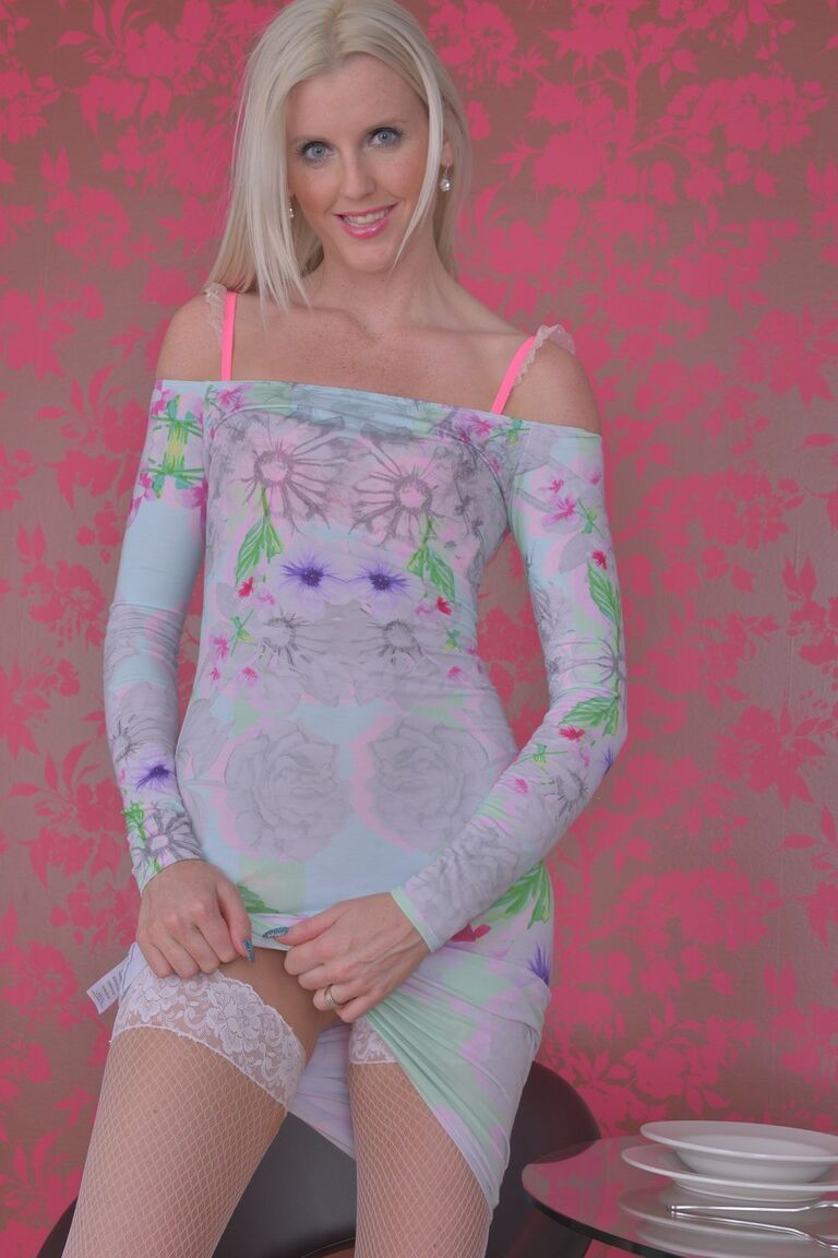 21P Karups Private Collection レクシー・ルー