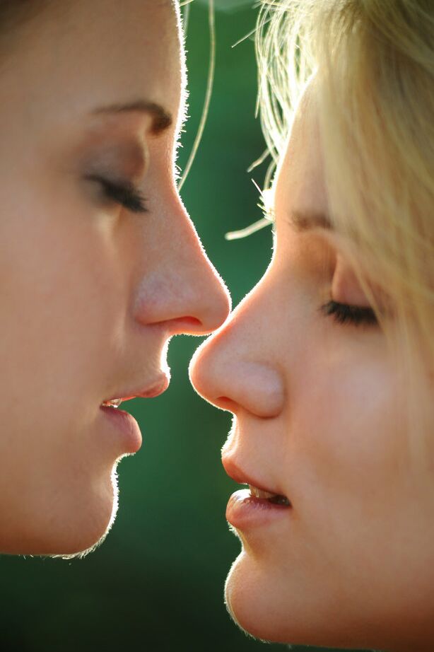 18P Hot lesbians Mari E & Orvelia O showing tiny tits while kissing in the woods