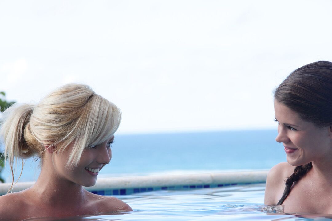 16P Pretty girls Anneli & Caprice kissing and touching perky wet tits in the pool