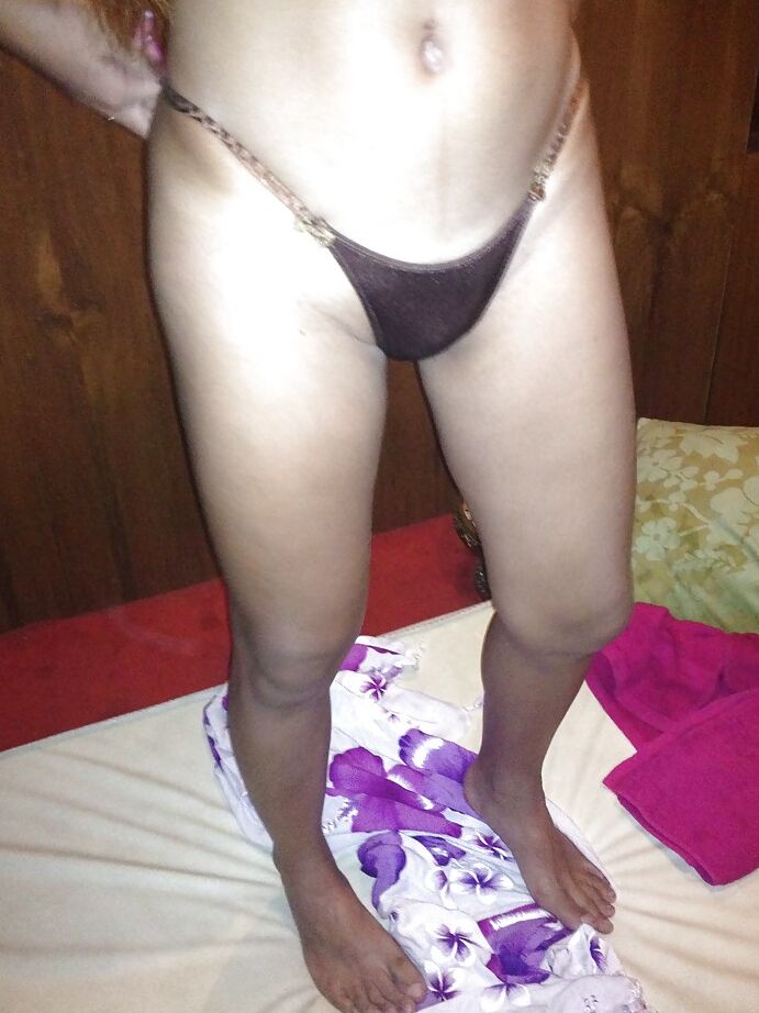 16P Namorada ladyboy caseira elogiando a travesti Jenny