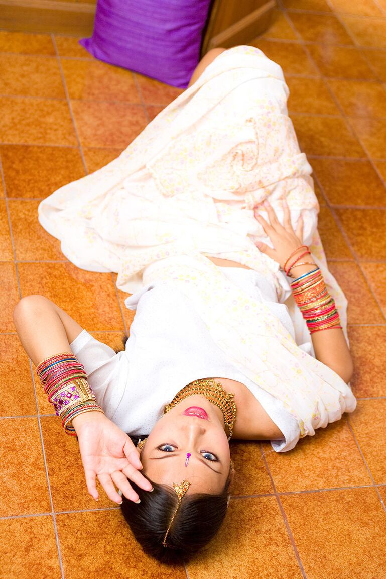 17P Impressionante travesti indiana Amy tiras