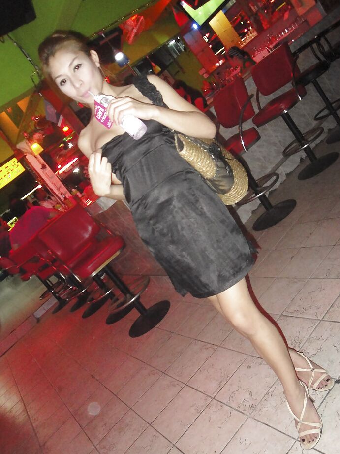 16P Gorgeous big tit Asian ladyboy Yoyo posing in public before masturbating