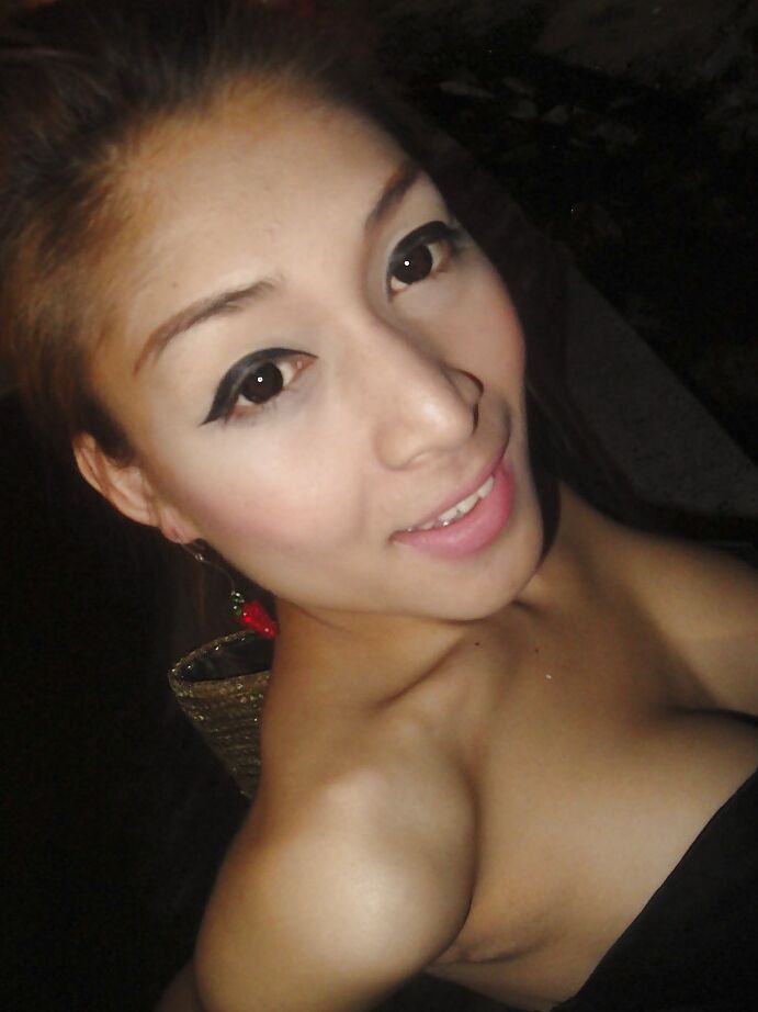 16P Gorgeous big tit Asian ladyboy Yoyo posing in public before masturbating