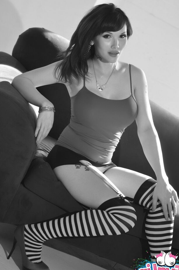 12P Eva Lin XXX Eva Lin 黒と白