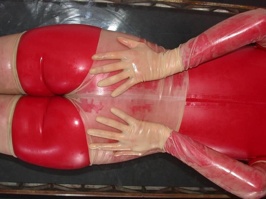 16P Images Rubber At Red