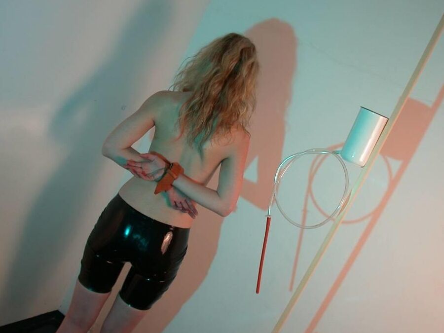 16P Images Rubber At Saskia in Diapers
