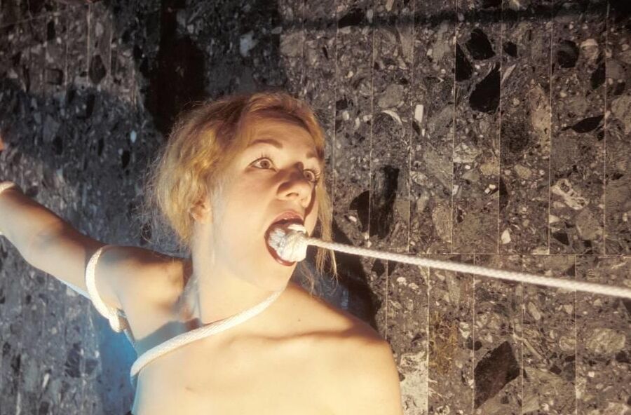 16P Images Rubber At Saskia in Bondage II
