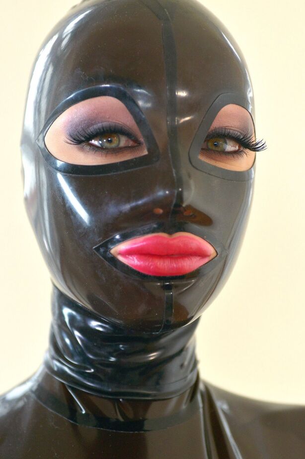 21P Brunette Lucia Love and a babe in a latex outfit get toyed by a man in latex