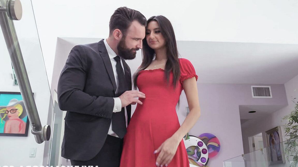 21P MYLF Eliza Ibarra, Alex Legend