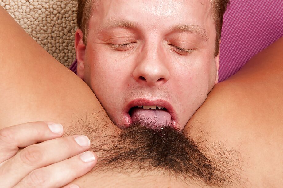 16P Cool amateur Latina Tinslee Reagan is conquered by throbbing prick