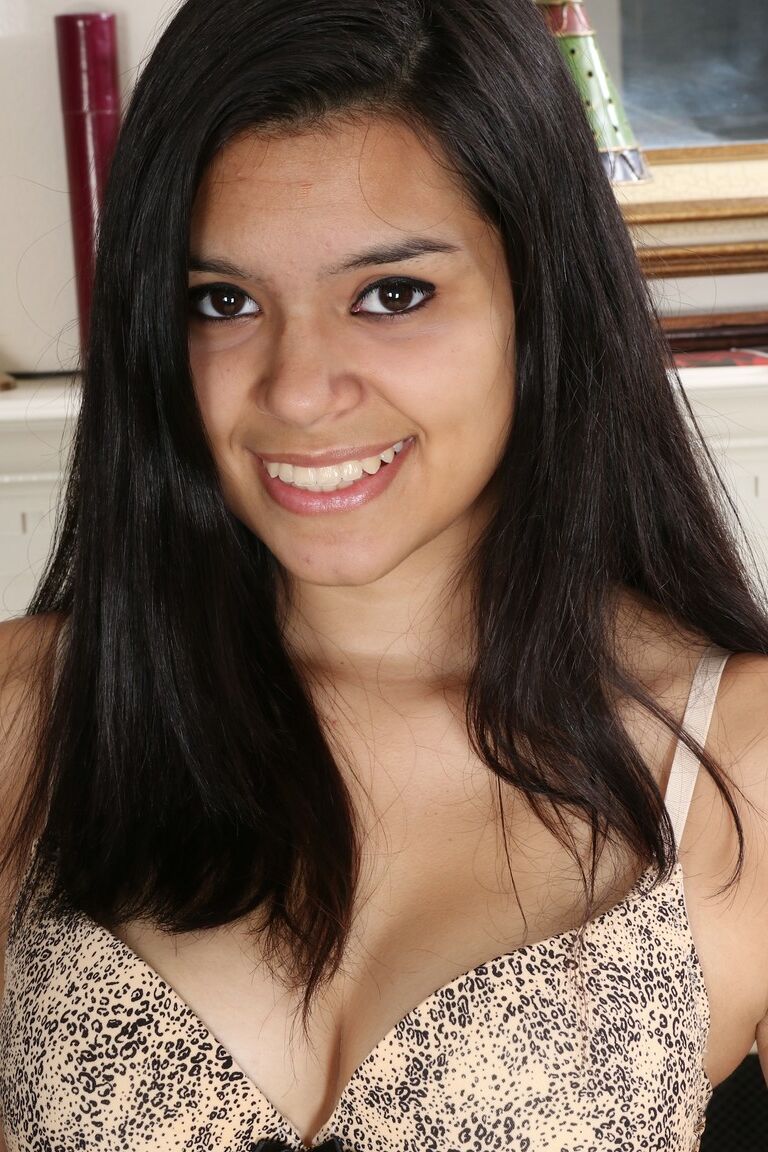 21P Karups Cidade Natal Amadores Selena Garcia