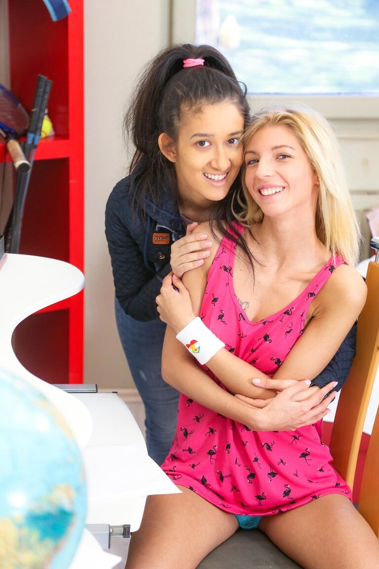 21P Busty doll Darce Lee & petite Missy Luv play with each other's pussies