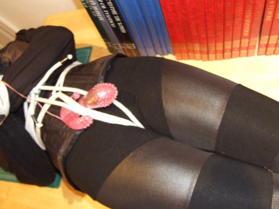 16P Black Fox Fetish Tied and Vibed
