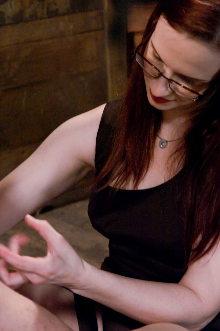 21P Divine Bitches Claire Adams, Orlando