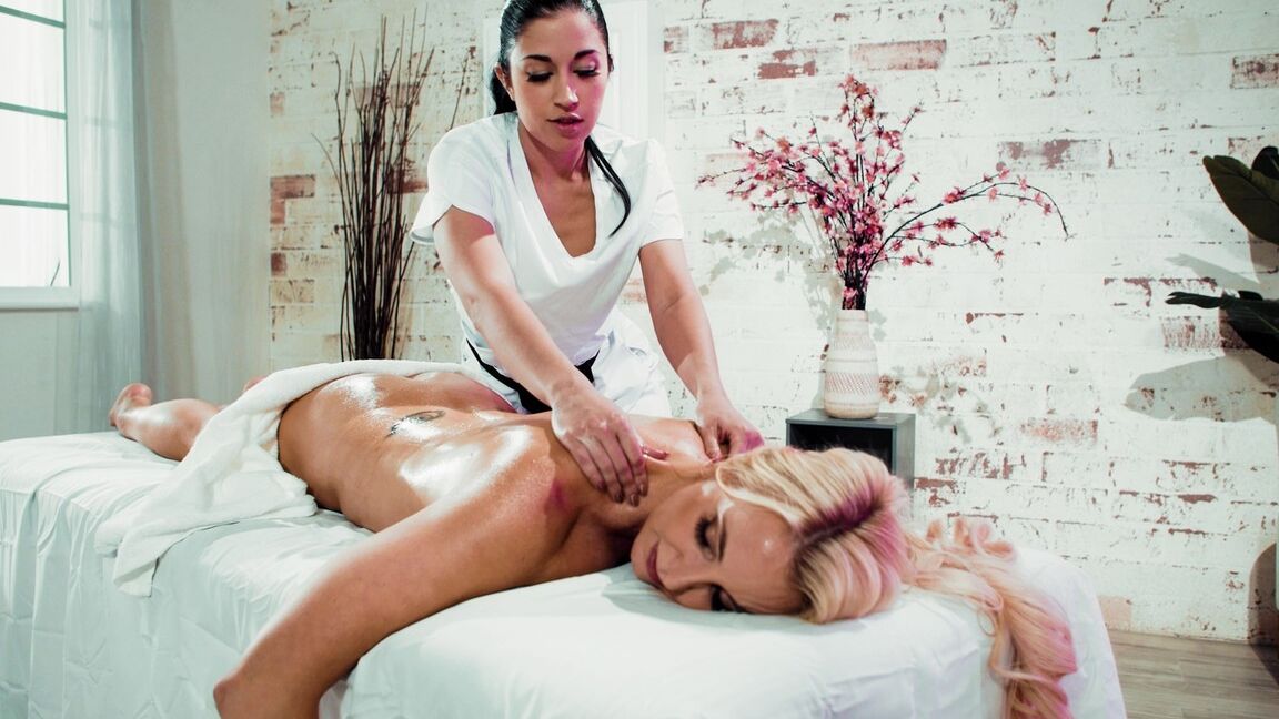 15P Blonde chick Sophia West engages in lesbian sex with her masseuse Alex Coal