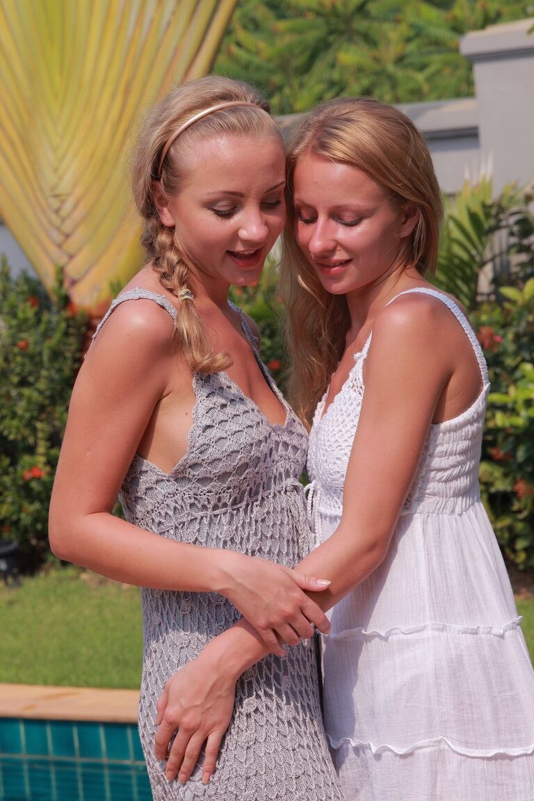 21P Rêves d'adolescents Ekaterina, Svetlana