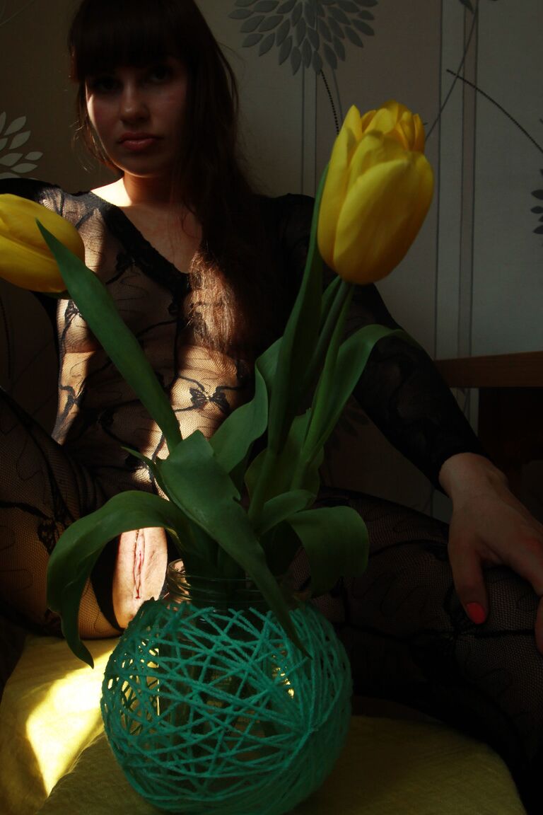 21P The Life Erotic Florens