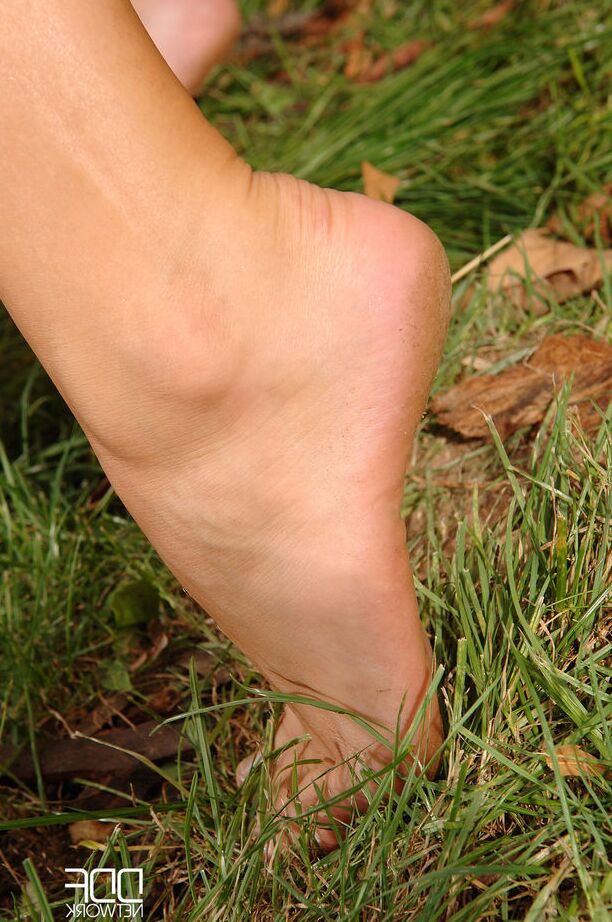 16P Leggy dykes lick twats and bare feet after sawing up a tree in the forest
