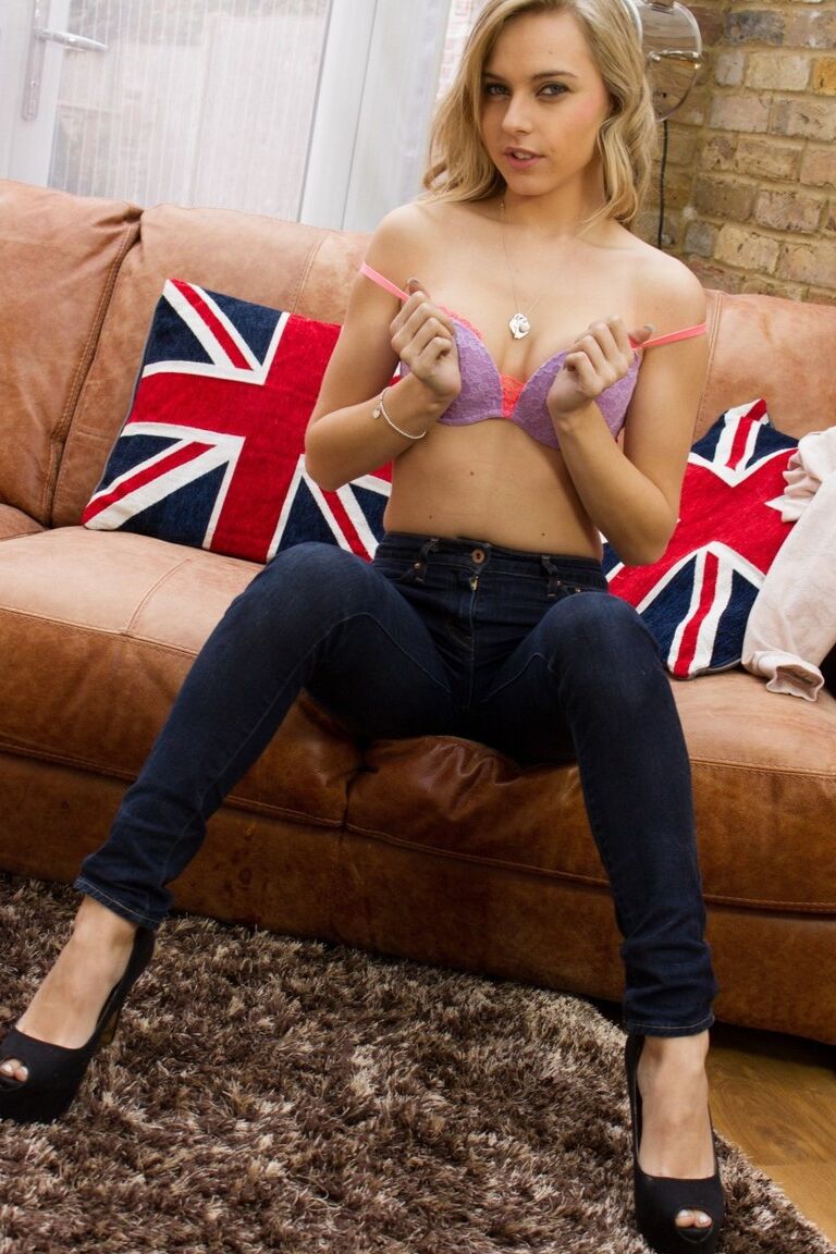 12P Solo model Chloe Toy slides her jeans over her sexy ass as she strips