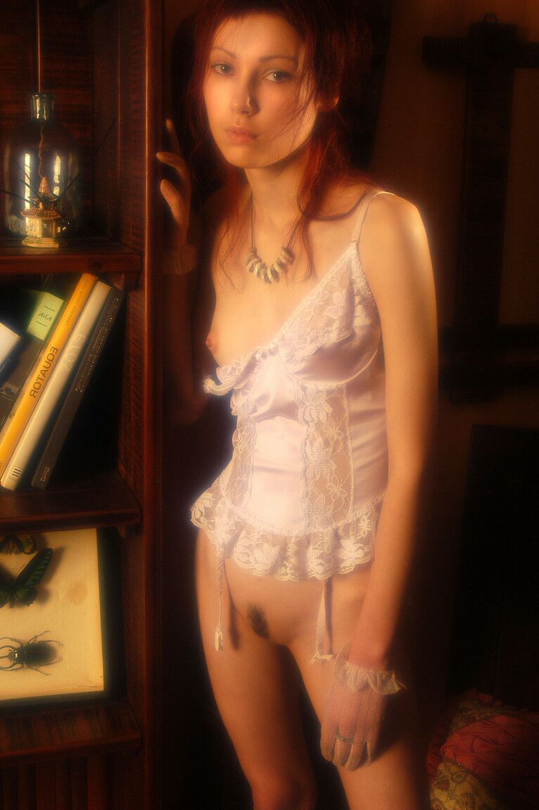 21P Met Art Erika C