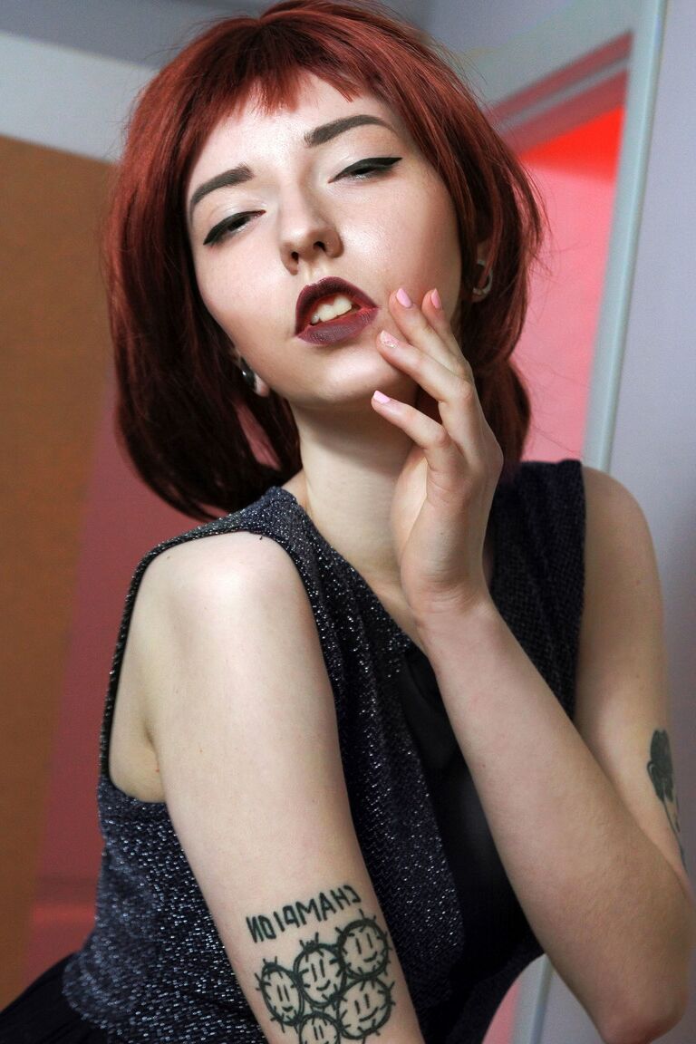 21P The Life Erotic Marianna