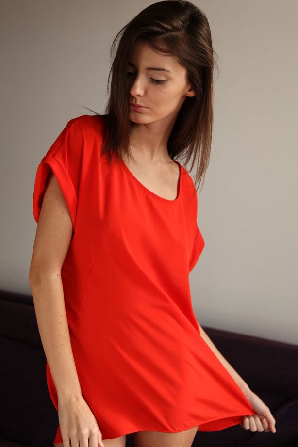 18P Brunette Sunshine Ein Ausziehen
