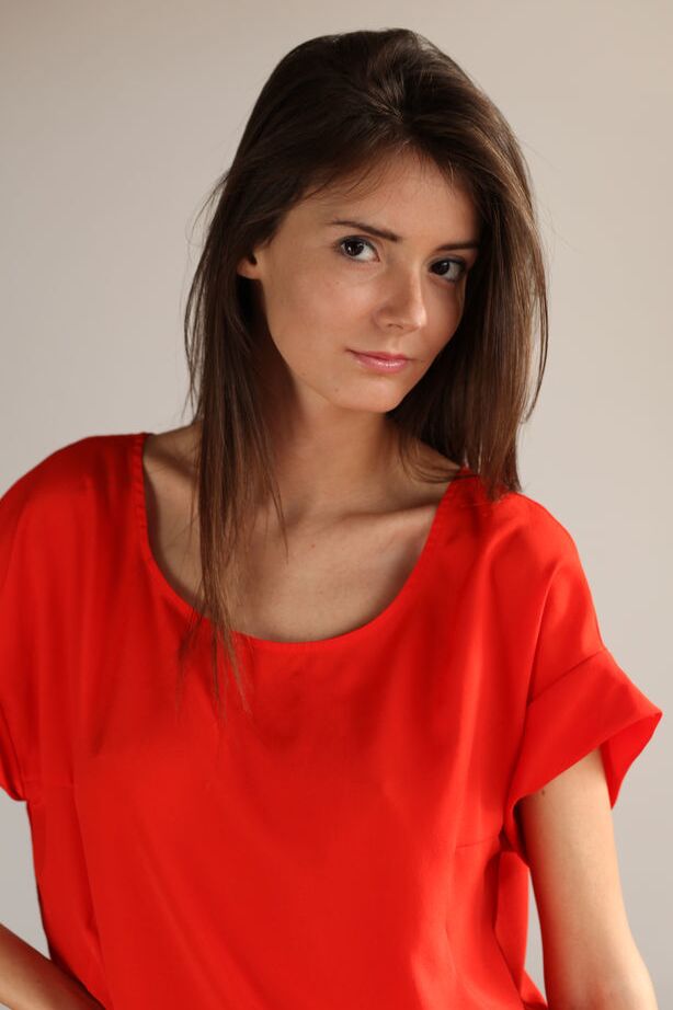 18P Brunette Sunshine Ein Ausziehen