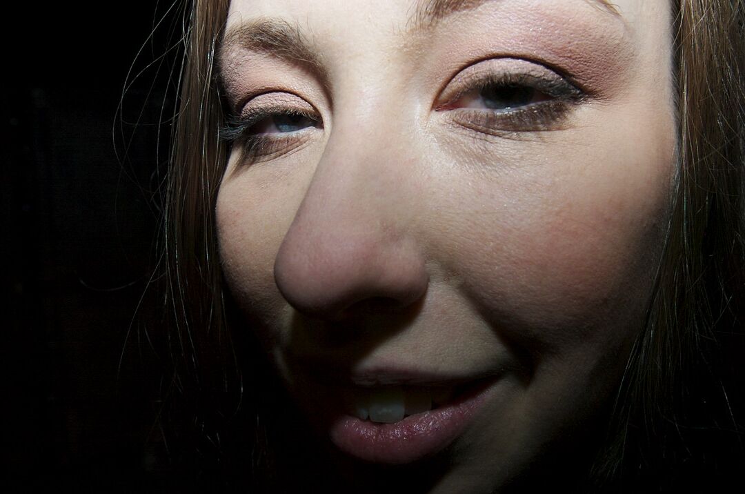 18P Device Bondage Alyssa
