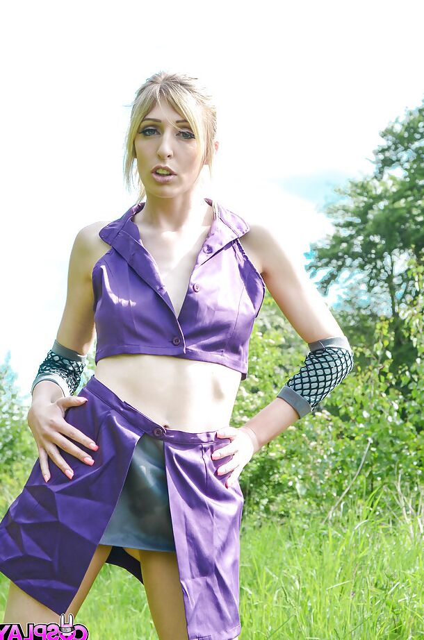 16P Kinky blonde babe Jessica Jensen playing around in a ninja outfit