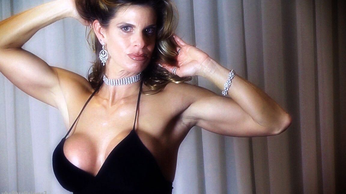 21P Muscle Girl Flix Anna Cervantes