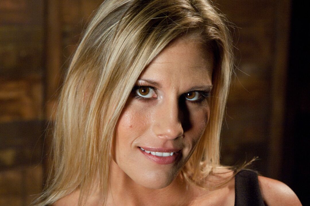 21P Blonde MILF Charisma Cappelli flaunts her big juggs and poses nude
