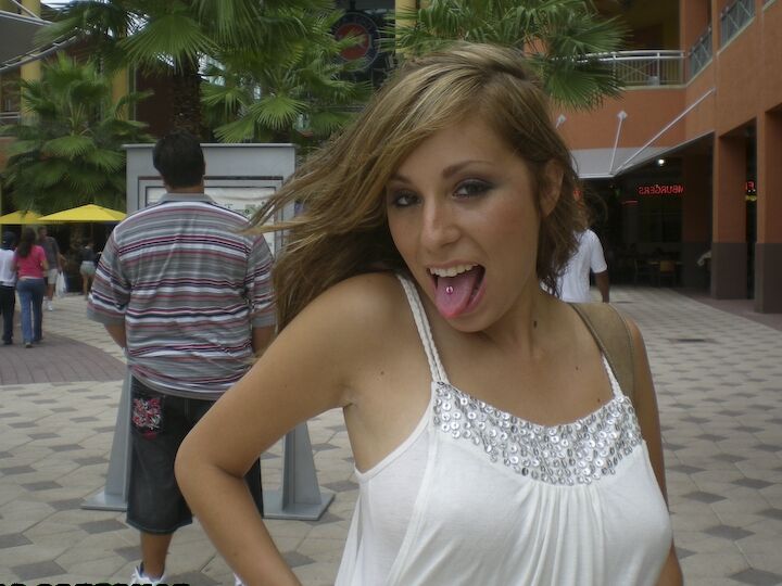 21P Estrelas porno conhecidas exibem seus corpos