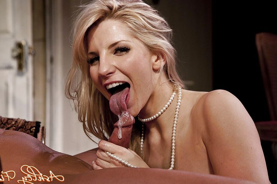 16P MILF amateur vestida con medias Ashley Fires dando y recibiendo sexo oral